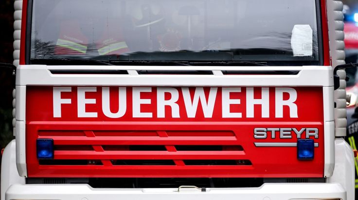 Bizarre Unfälle auf der B137 fordern die Feuerwehr in Schärding