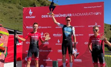 Rene Pammer und Christian Oberngruber beim Kitzbüheler Radmarathon am Podium