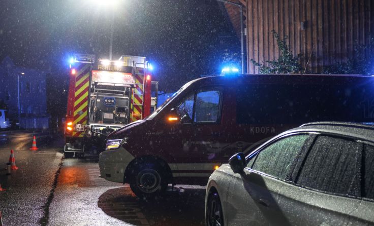 Die Feuerwehr vor Ort (Foto: laumat/Matthias Lauber)