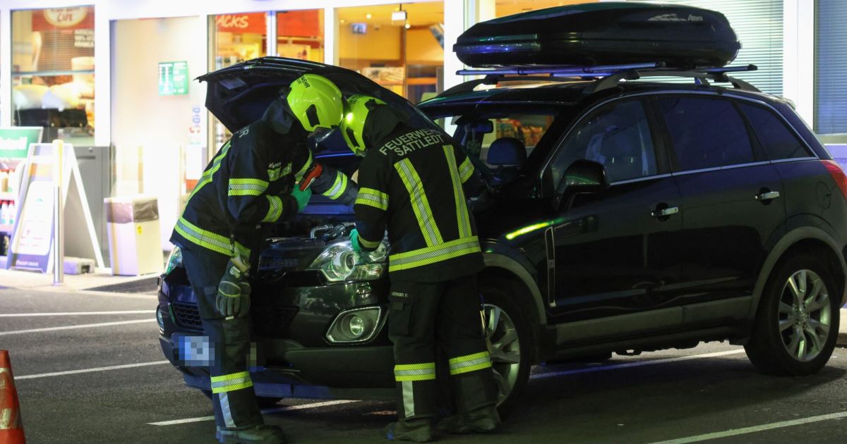 Gassing car battery prompted fire department call-out at motorway service ...