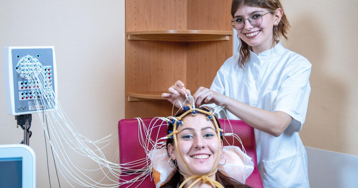 What biomedical analysts do in functional diagnostics