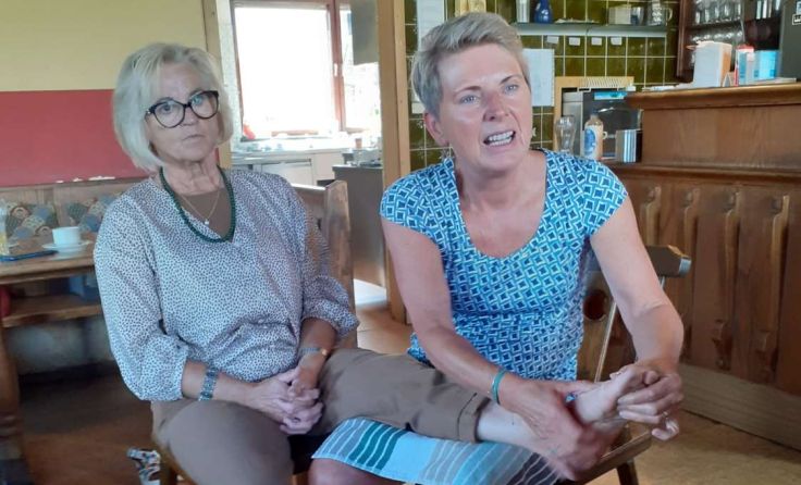 Expertin Christine Roth mit Frau Hermine Leidinger, Organisatorin des Erzählkaffee's
