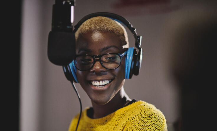 Radiogrundkurs exklusiv für Frauen (Foto: Degroote Stock/Adobe)