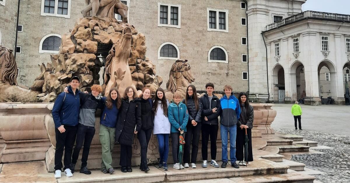 Gymnasium Bad Ischl besucht Salzburg