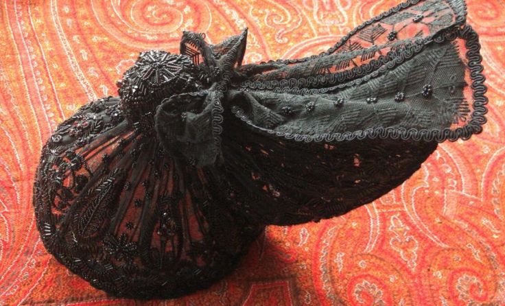 Eine Goiserer Perlhaube. (Foto: Brigitte Mittendorfer)