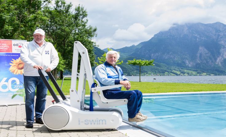 Barrierefreies Badevergnügen am Traunsee Foto: OÖZIV/Katharina Kühn
