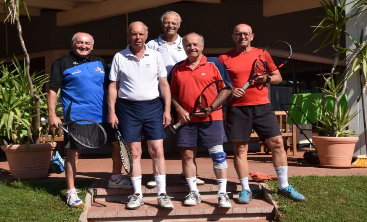 Die Ischler Tennissenioren Sagmeister, Wiesinger, Plamberger, Huber und Lechner Foto: TC Bad Ischl