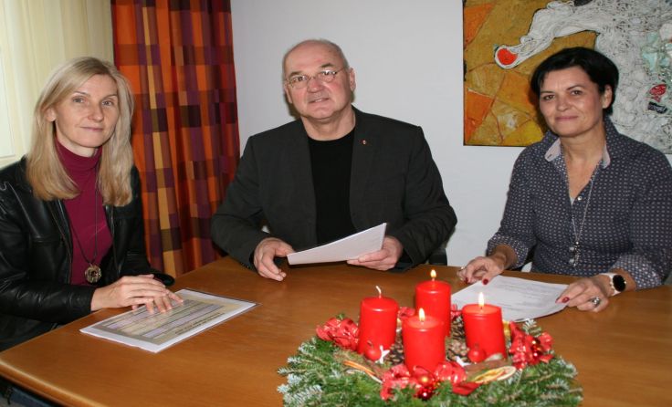 Helga Grampelhuber, Peter Ellmer und Gabriele Gamsjäger (v. l.) Foto: Chr. Besendorfer