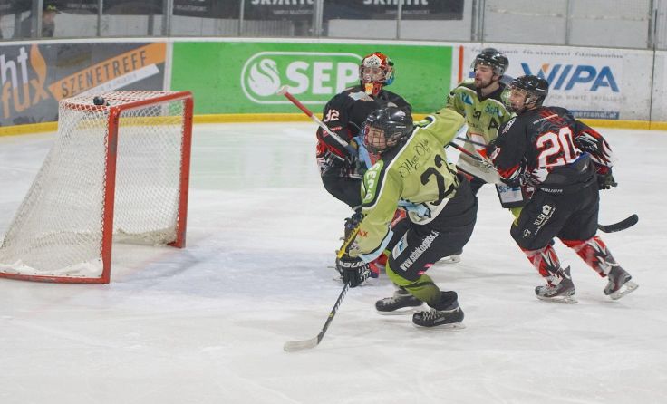 Sensationeller Sieg der Traunsee-Sharks1.Foto: Peter Sommer Fotopress