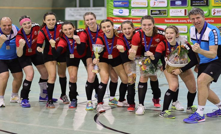 Die Paper-Girls wollen auch beim Final-3 wieder jubeln. Foto: Ketter