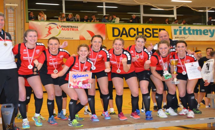 Die Damen der Askö Laakirchen Papier mussten Titel abgeben. Foto: Almhofer