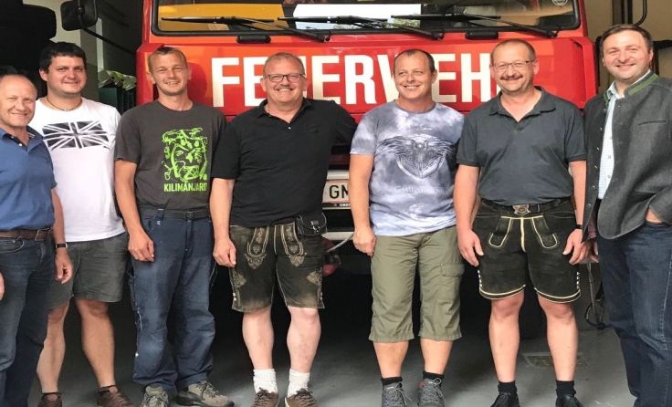 Das Kommando der FF St. Wolfgang mit Bürgermeister Franz Eisl und Vize Sepp Kogler. Foto: Leitner