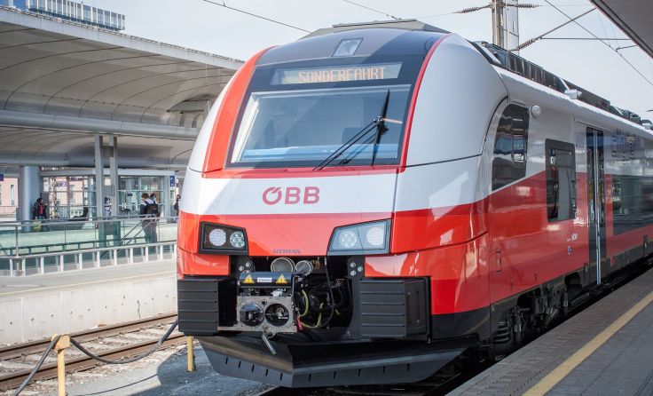 Im August ist auch die Salzkammergut-Strecke betroffen. Foto: ÖBB/Kriechbaum