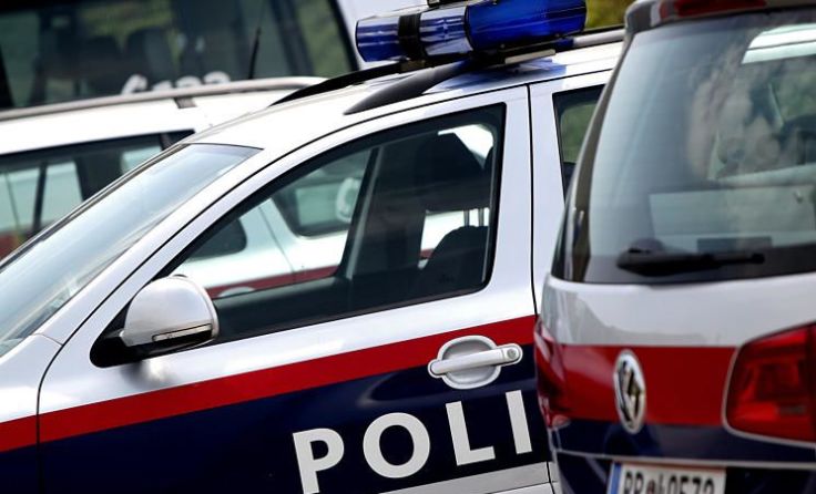 Polizei musste den Raser verfolgen. Symbolfoto: Weihbold
