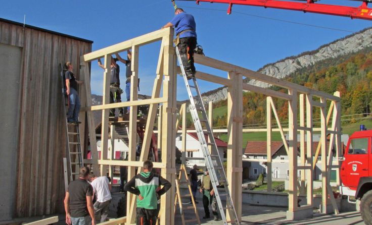 Mannschaft aus Goisern realisierte einen Zubau. Foto: FF Bad Goisern