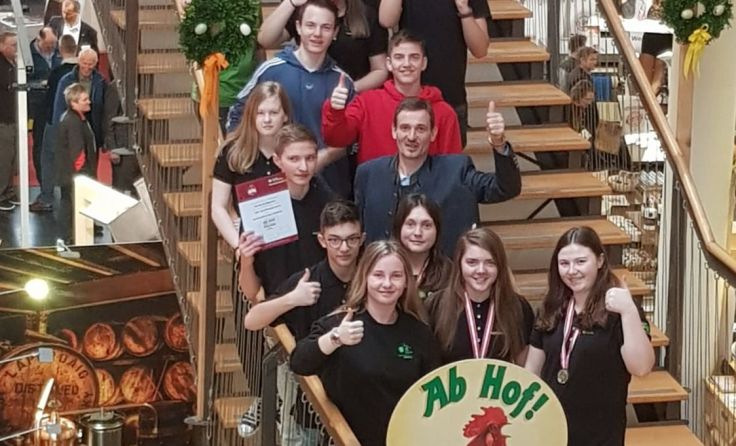 ABZ-Schüler auf der Fachmesse in Wieselburg. Foto: Wieselburger Messe