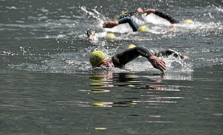 Der Schwimm-Marathon am Hällstättersee wurde ersatzlos gestrichen. Foto: Viertbauer