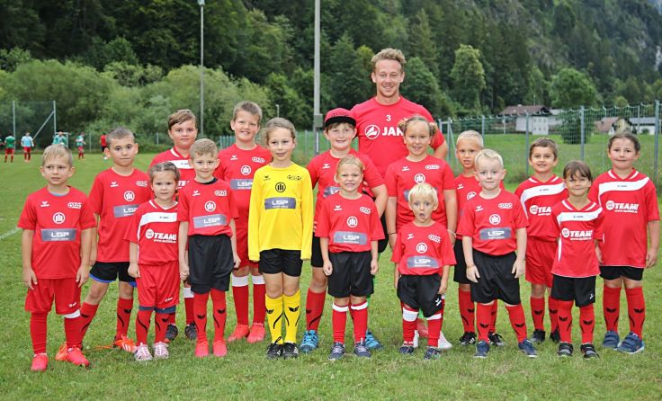 Die frischgebackene U8-Mannschaft aus der Salinengemeinde. Foto: Hörmandinger