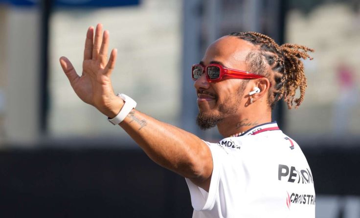 Lewis Hamilton (Foto: Kamran Jebreili / AP / picturedesk.com)