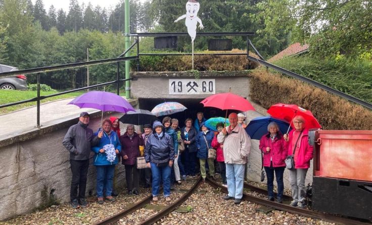Ampflwanger Pensionisten beim Ausflug in Thomasroith (Foto: PVÖ Ampflwang)