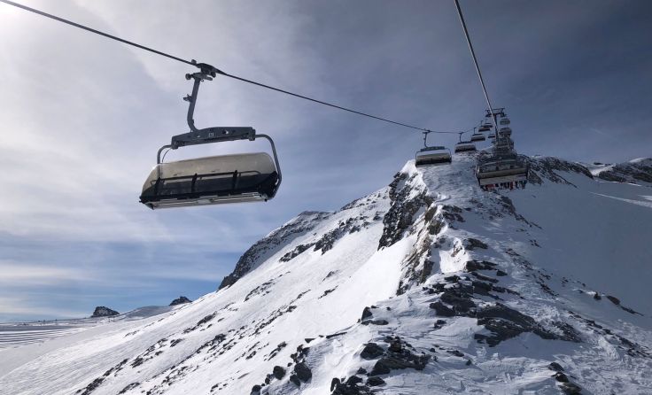 Sessellift am Hintertuxer Gletscher (Foto: Reinhard/adobe.stock)