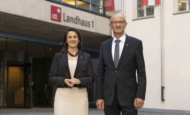 Landeshauptmann Anton Mattle und Arbeitslandesrätin Astrid Mair (Foto: Land Tirol/Die Fotografen)