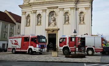 Festnahme nach Kirchenbrand: Mann legte Feuer in Pfarrkirche von Bruck an der Leitha
