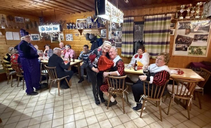 Faschingsfeier der Pensionisten in Gschwandt (Foto: Peter Sommer Fotopress)