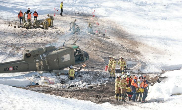 Zahlreiche Einsatzkräfte bei der Katastrophenschutzübung (Foto: Land Salzburg/Neumayr)
