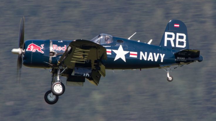 Kritik an Red-Bull-Flug sorgt für heftige Reaktionen im Netz