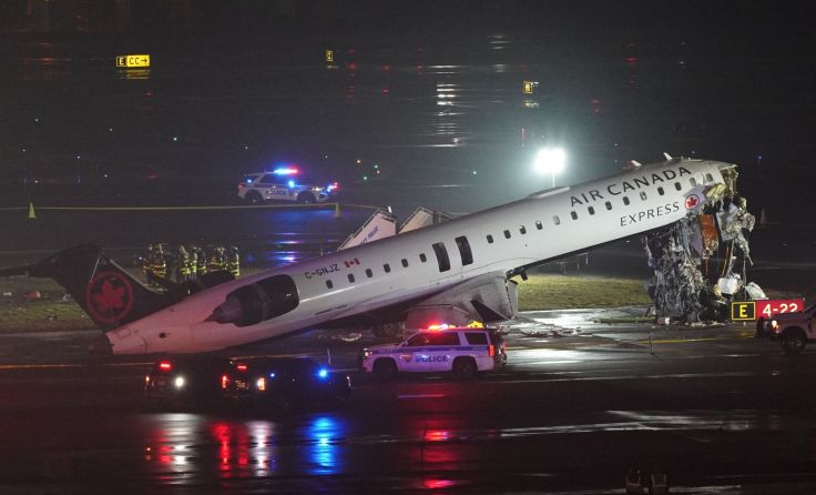 Unfall am LaGuardia Airport in New York (Foto: APA-Images/REUTERS/Bing Guan)
