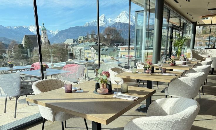 Blick vom neuen PANO Berchtesgaden auf den Watzmann (Foto: Tom Leitner)