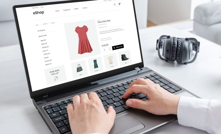 Online shoppen kann auch gefährlich sein (Foto: Stanisic Vladimir/adobe.stock)