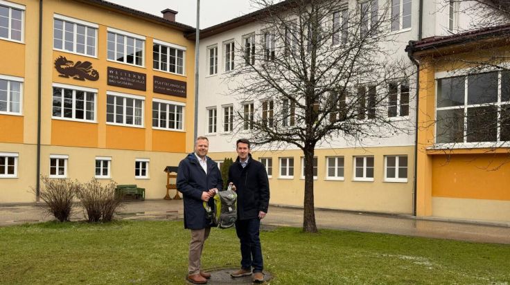 Schulstandort Bad Goisern: Entscheidung vertagt – Fokus auf moderne Volksschule