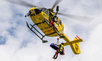 Drama auf der S1 bei Korneuburg: 17-Jährige stirbt nach Horror-Crash