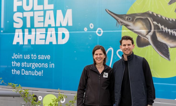 WWF-Geschäftsführerin Andrea Johanides und Dominic Thiem (Foto: WWF)
