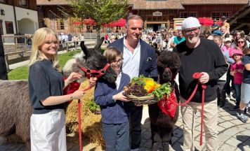DJ Ötzi auf Gut Aiderbichl: Tierliebe, Emotionen und Fan-Nähe hautnah