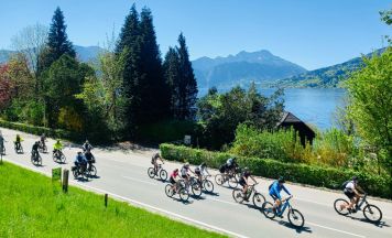 Rad-Erlebnistag am Attersee: Tausende strömen zum autofreien Mega-Event