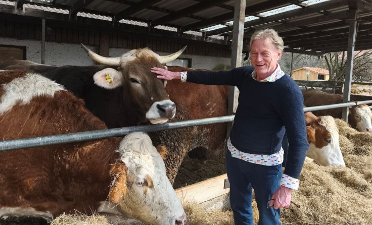 Pete Kilkenny zu Besuch bei Ivanoe auf Gut Aiderbichl Iffeldorf (Foto: Gut Aiderbichl)