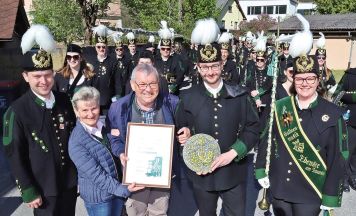 Ebenseer Musiklegende Peter Stadler wird Ehrenobmann