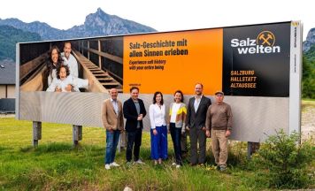 Salzwelten locken schon an der Straße ins Abenteuer