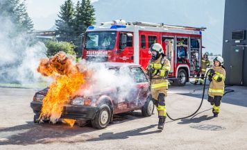 Rettungskarte im Auto: Dieses Blatt Papier kann bei Unfällen über Leben und Tod entscheiden