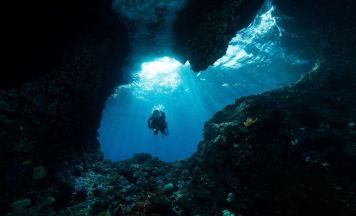 Drama auf den Malediven: Mutter stirbt mit Tochter bei Horror-Tauchgang in Unterwasserhöhle