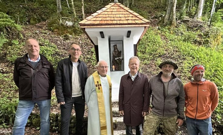Historische Kapelle in Hallstatt strahlt nach Renovierung wieder (Foto: Alexander Scheutz)