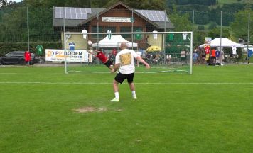 Fußball-Spektakel in Mondsee: 1.000 Euro für den besten Schützen