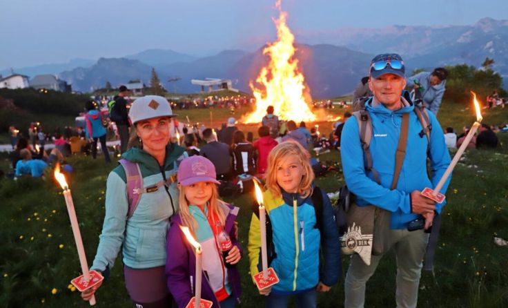 Sonnwendfeuer am Feuerkogel (Foto: Marion Hörmandinger)
