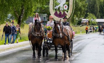 200 Pferde und neue Dachstein Hoheiten begeistern beim Frühlingsfest in der Ramsau