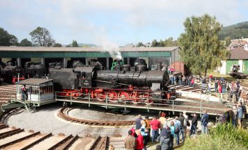 Dampf, Nostalgie und Spur 1: Lokpark Ampflwang feiert 20. Geburtstag
