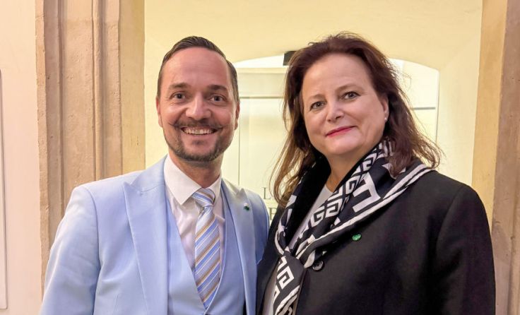 Landesrätin Claudia Holzer mit Bürgermeister Alexander Putzenbacher (Foto: PB Holzer)