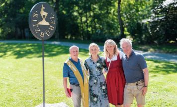Kitzbühel würdigt 50 Jahre internationalen Stammgäste Club